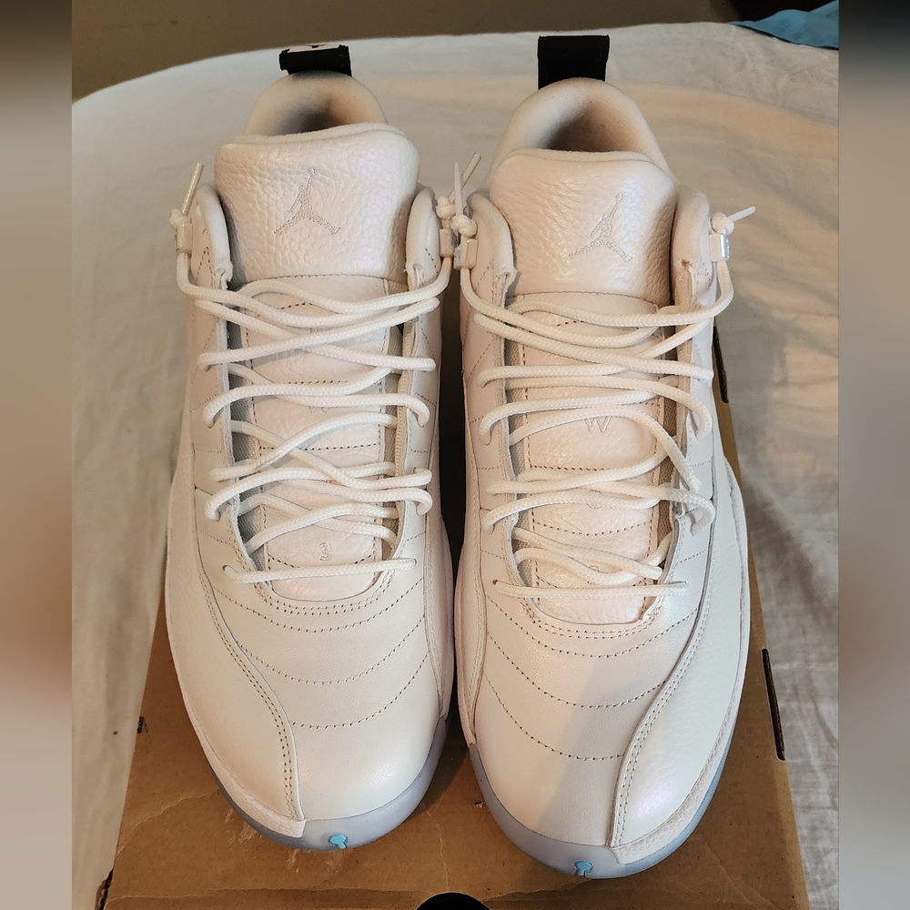 Air Jordan Retro 12 Low Easter